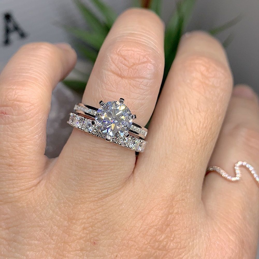 Sparkly 14kt and 18kt white gold bridal wedding ring set
